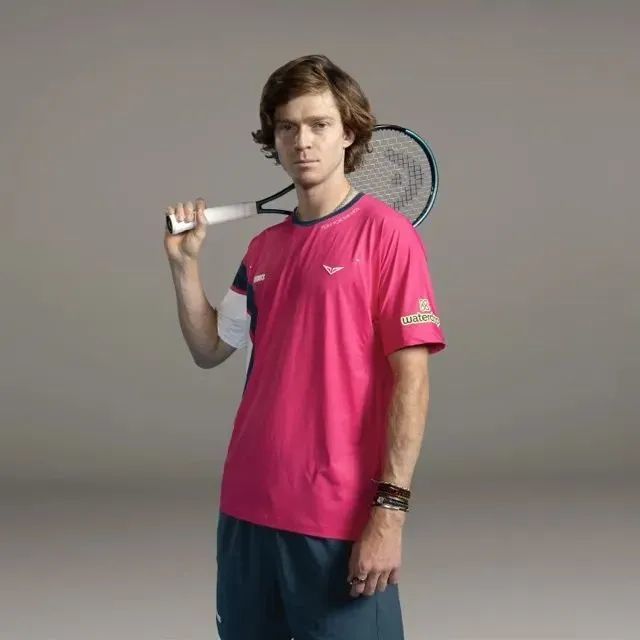 他更倾向于 他更倾向于