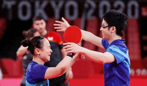 成为战队品 成为战队品