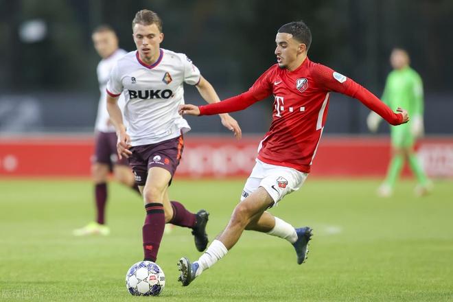 暗处之瞳 暗处之瞳